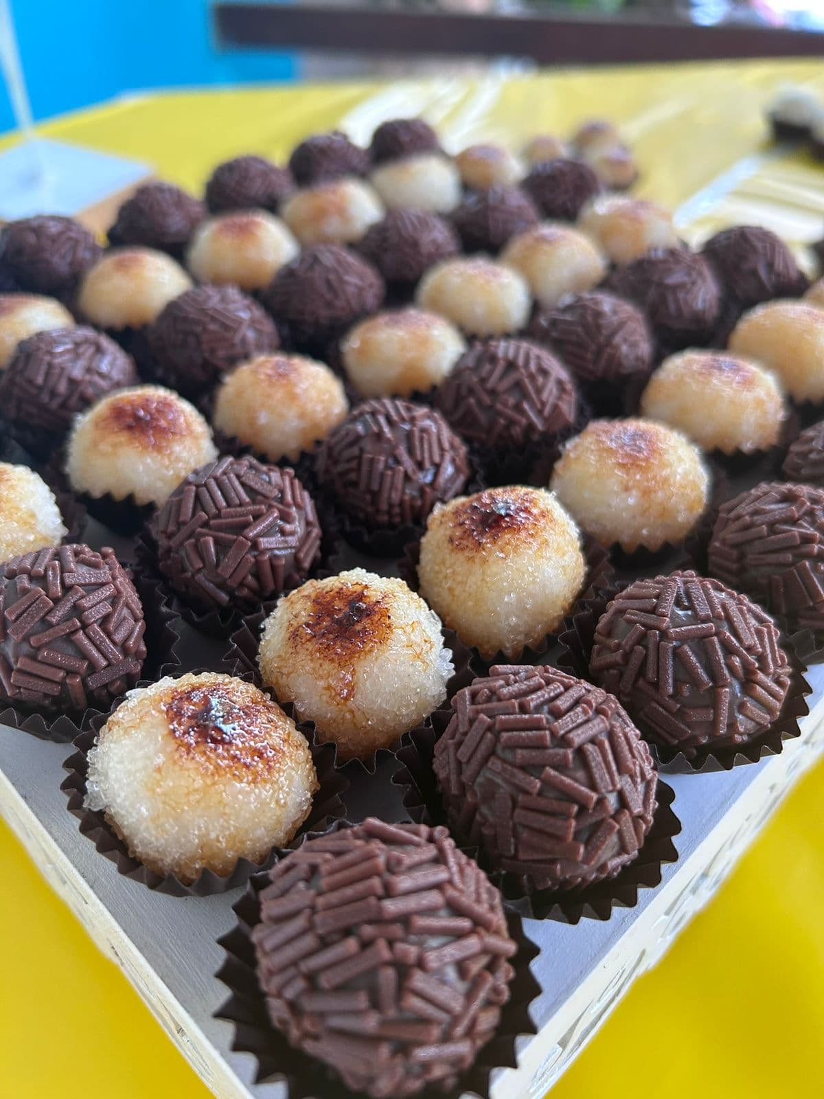 Brigadeiros Gourmet Variados